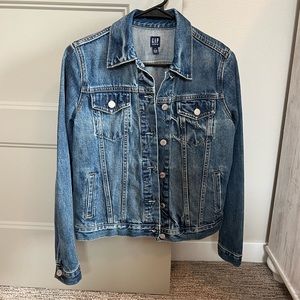 Women’s denim jacket